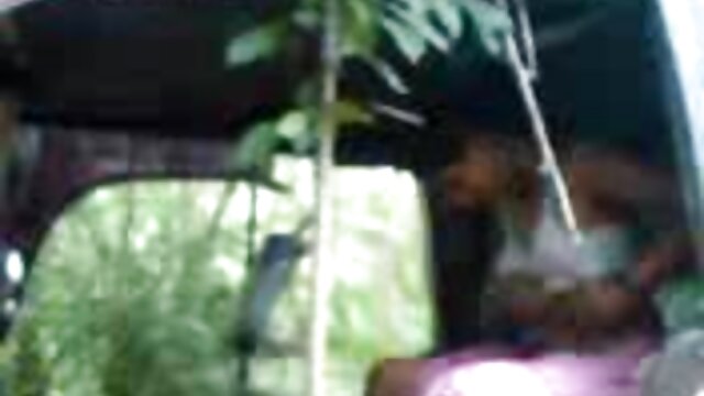 घास के मैदान में सेक्सी फुल मूवी एचडी कैंडिस कोलियर